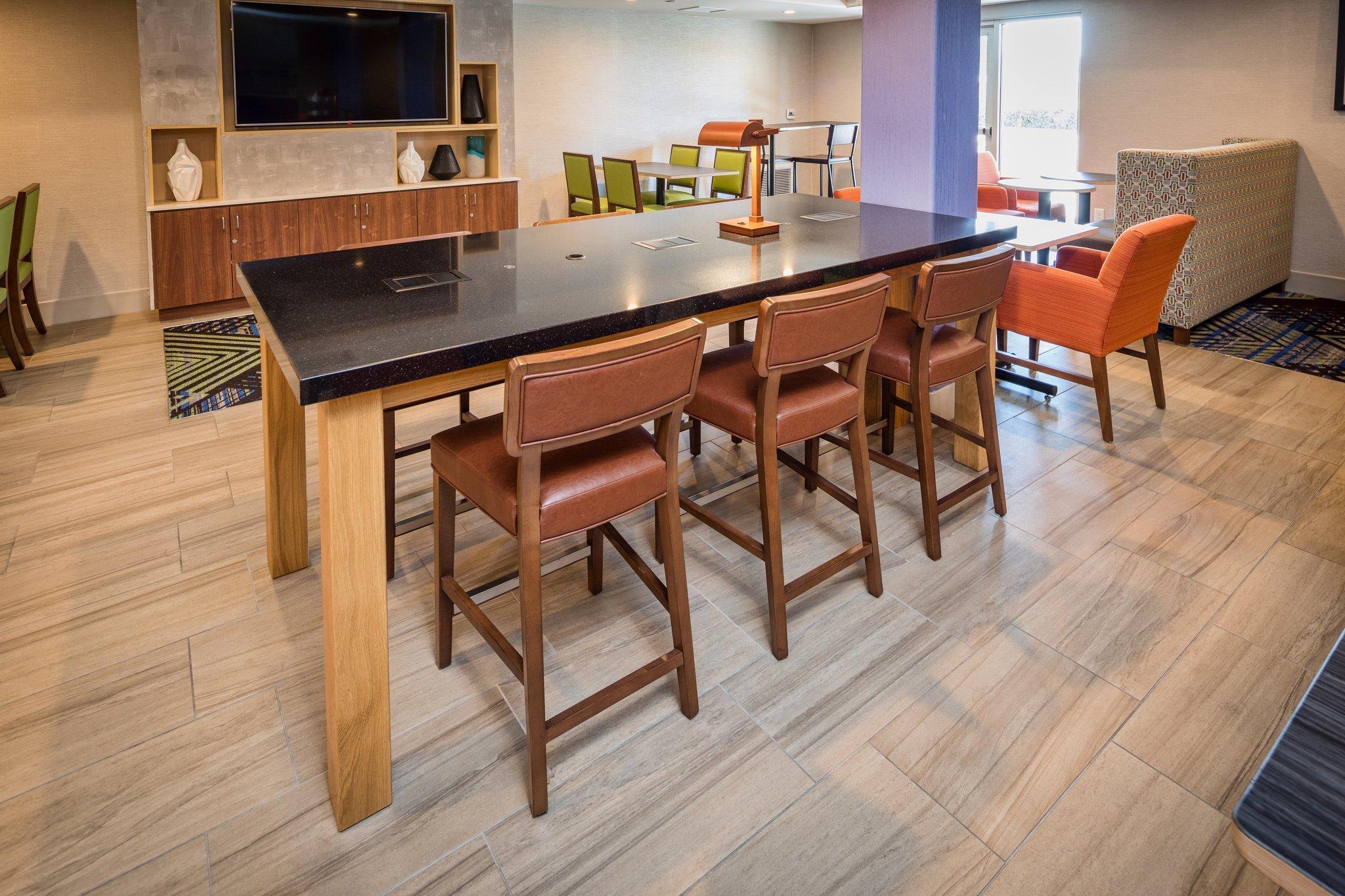 Holiday Inn Express Hotel & Suites Modesto-Salida By Ihg Exterior foto
