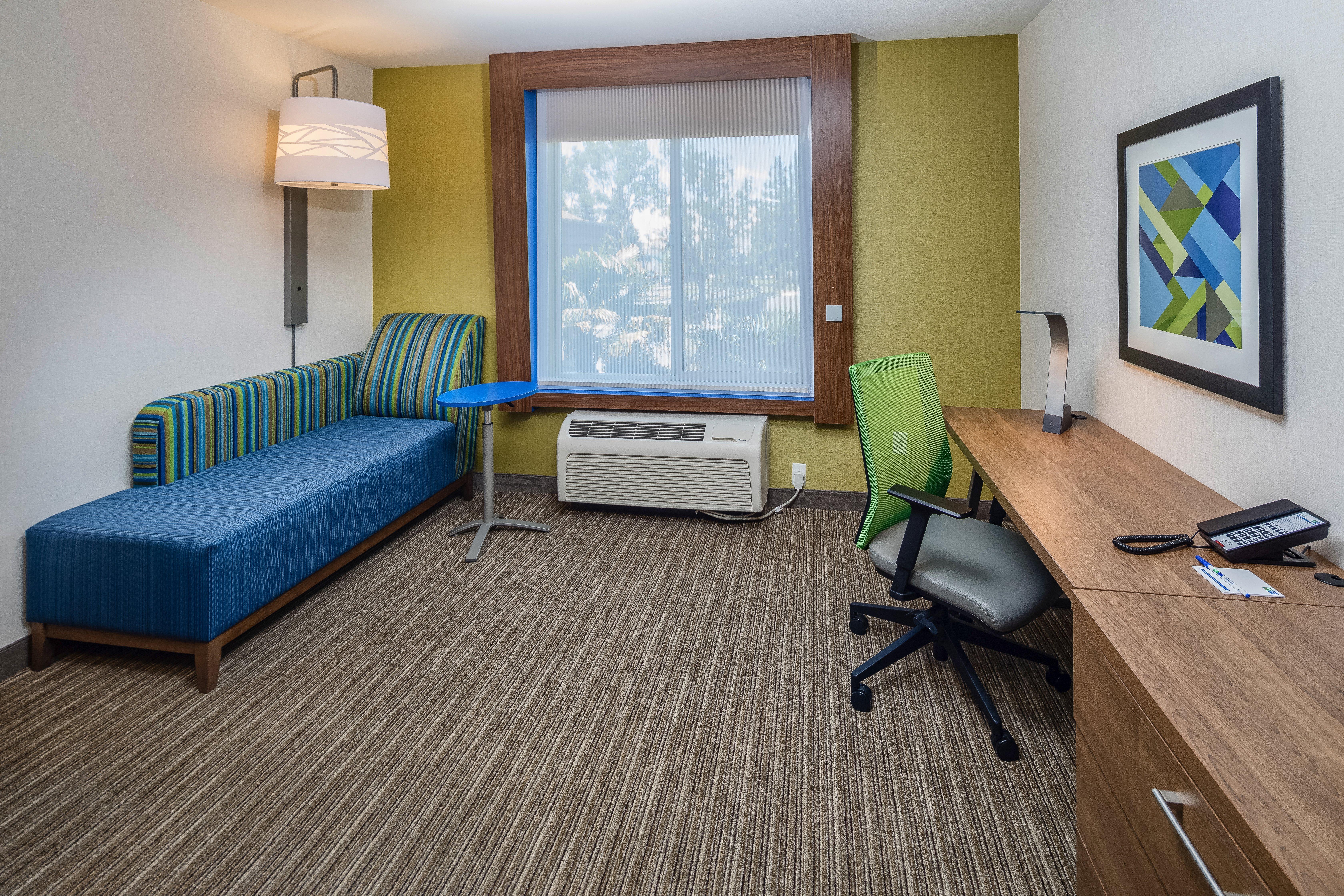 Holiday Inn Express Hotel & Suites Modesto-Salida By Ihg Exterior foto