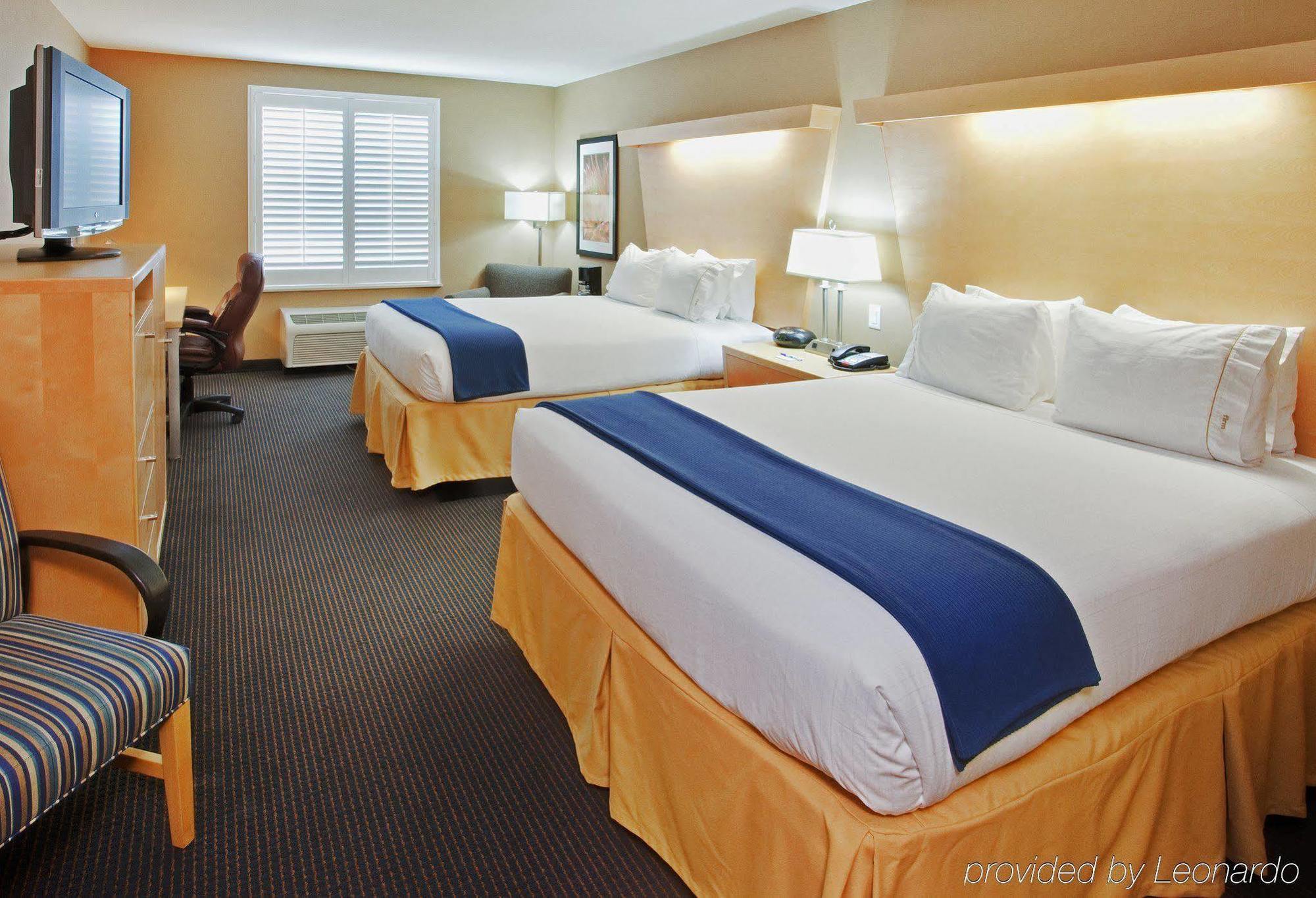 Holiday Inn Express Hotel & Suites Modesto-Salida By Ihg Zimmer foto